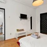 Old Town Studio City Center 23B